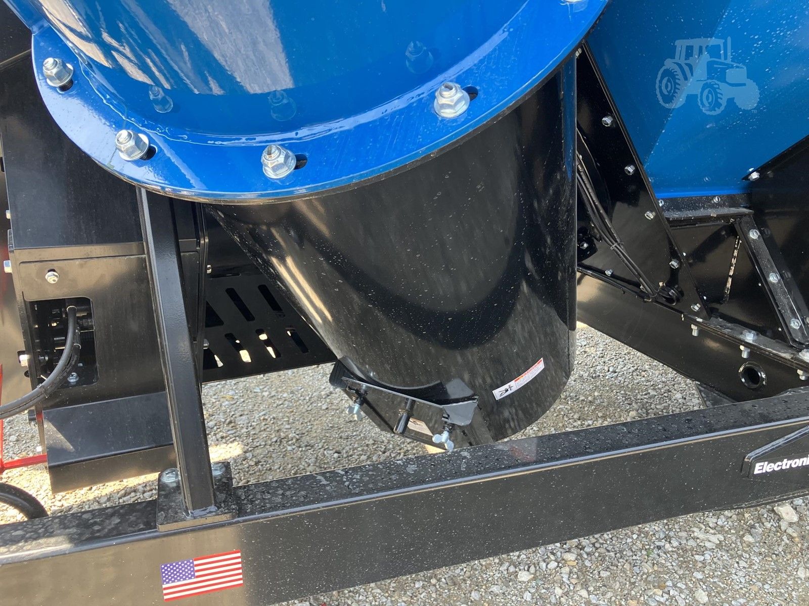 2025 Kinze 1321, photo 3 of 8