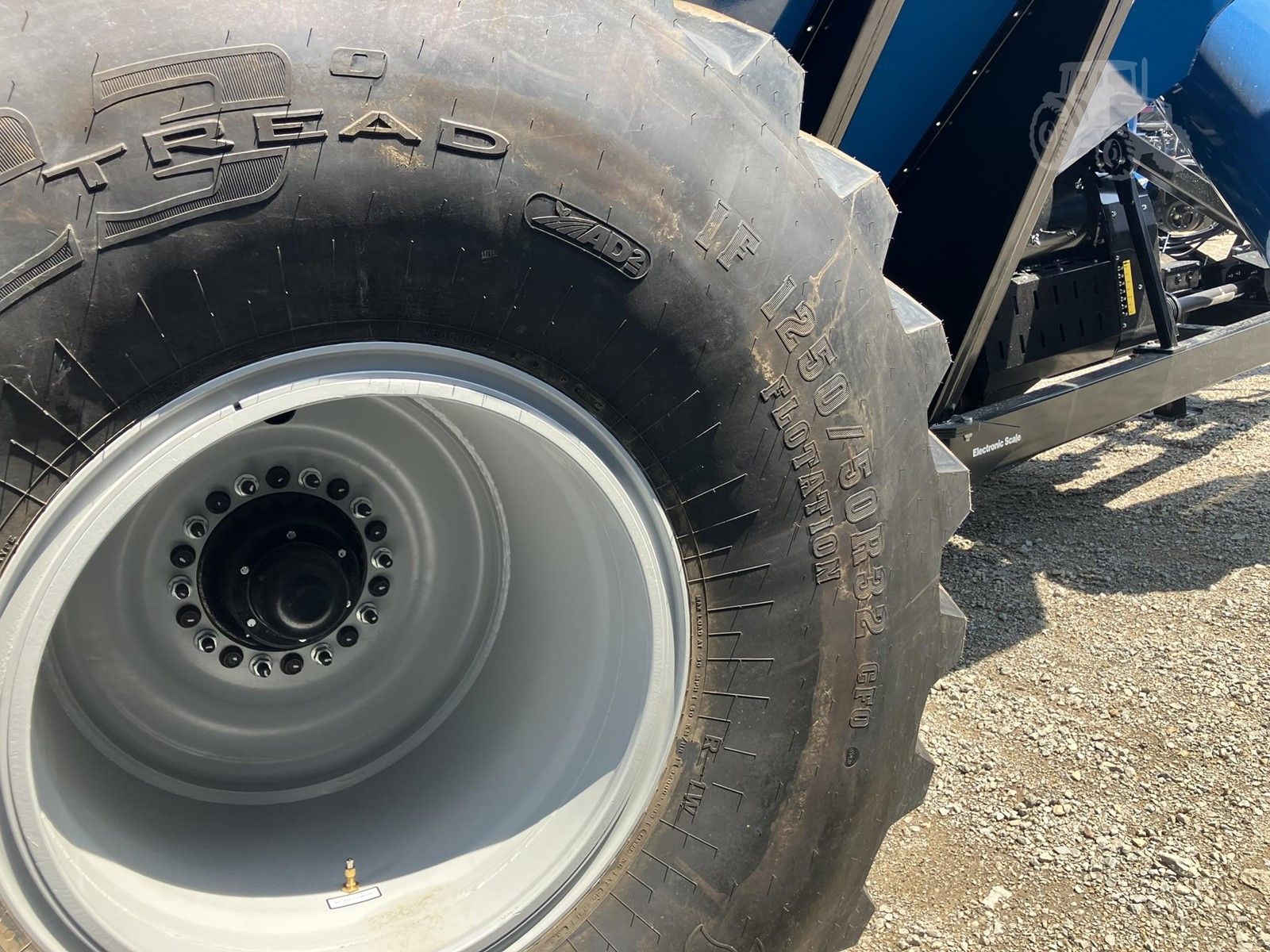 2025 Kinze 1321, photo 6 of 8