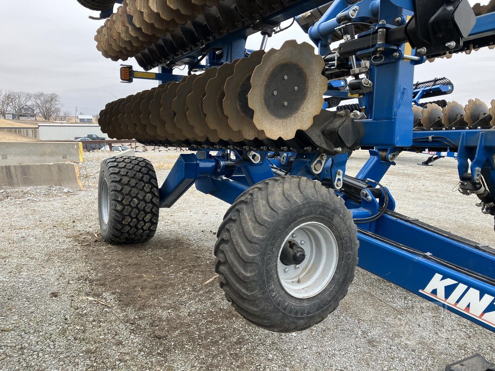 2023 Kinze Mach Till 261, photo 3 of 7