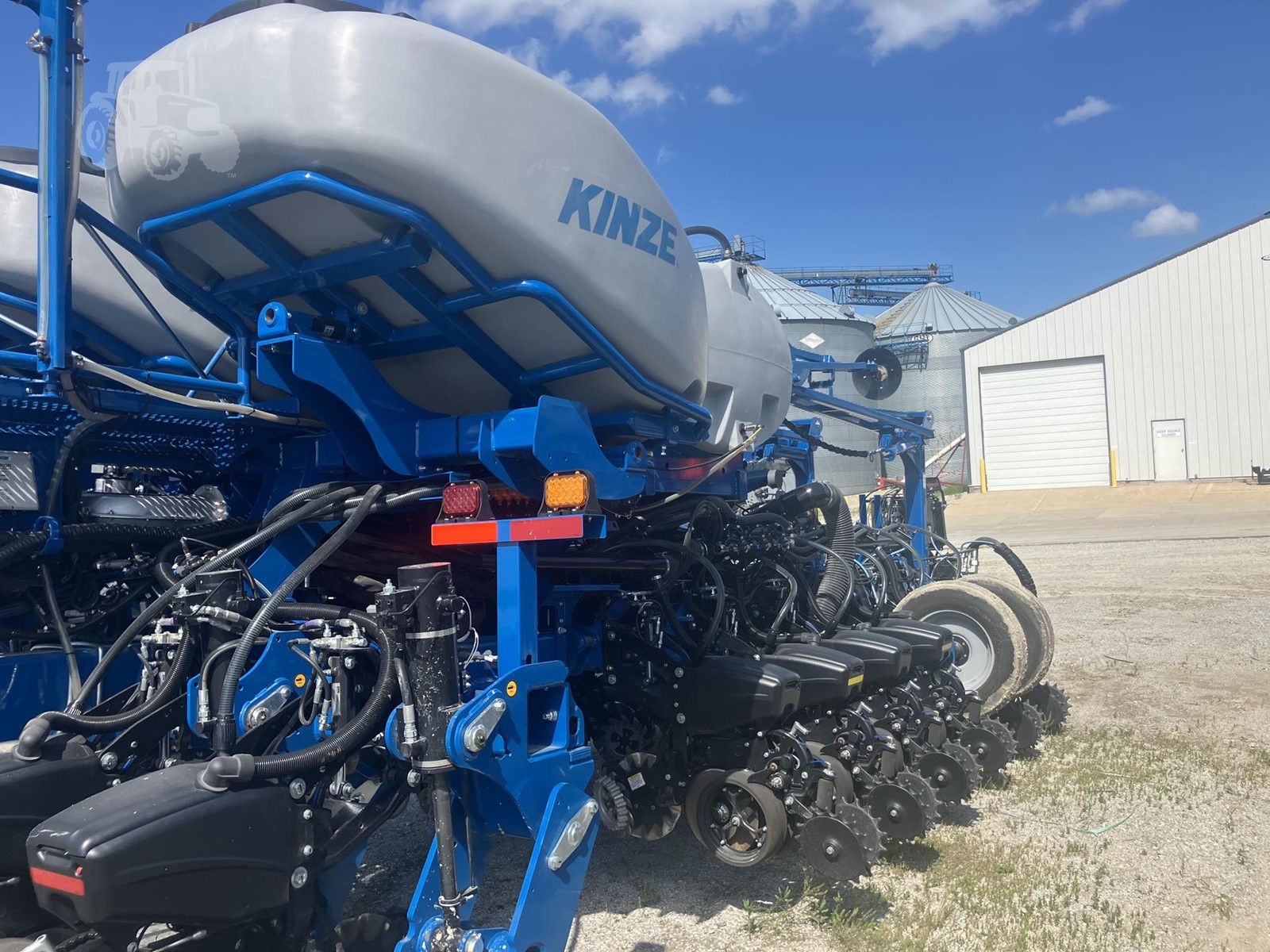 2024 Kinze 5900, photo 6 of 13