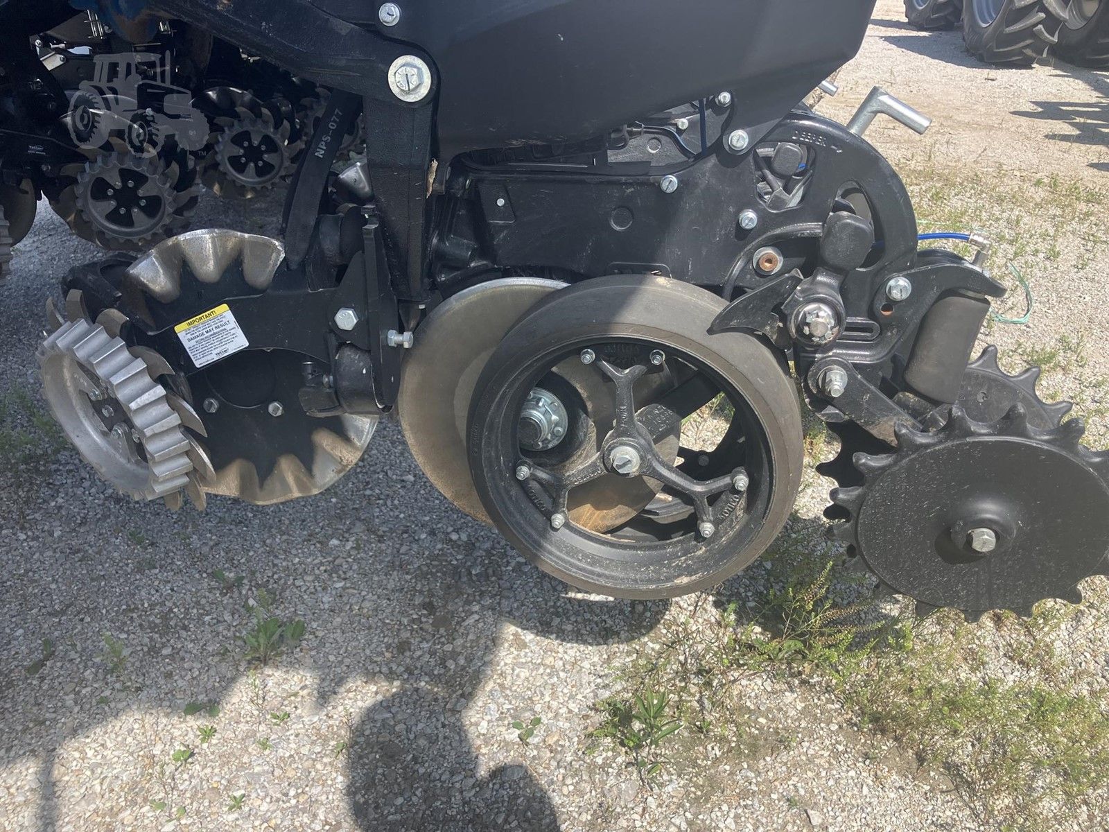 2024 Kinze 5900, photo 9 of 13