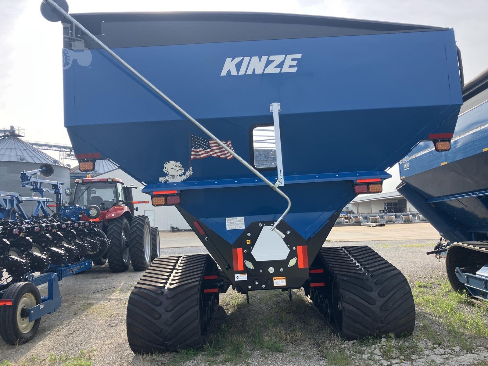 2026 Kinze 1121, photo 4 of 11