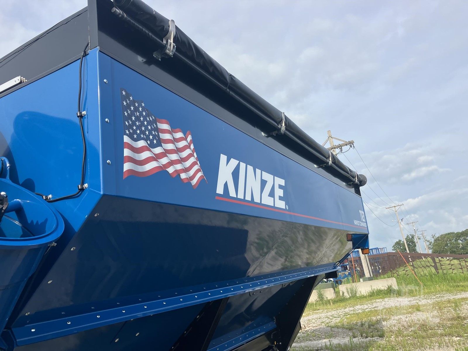 2026 Kinze 1121, photo 2 of 11
