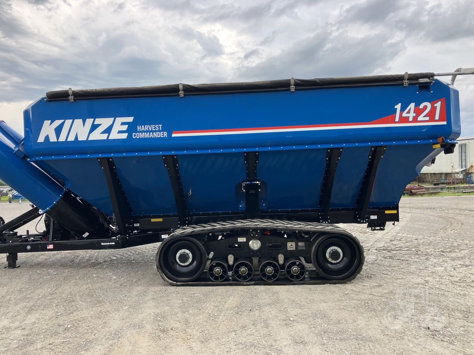 2025 Kinze 1421, photo 5 of 11