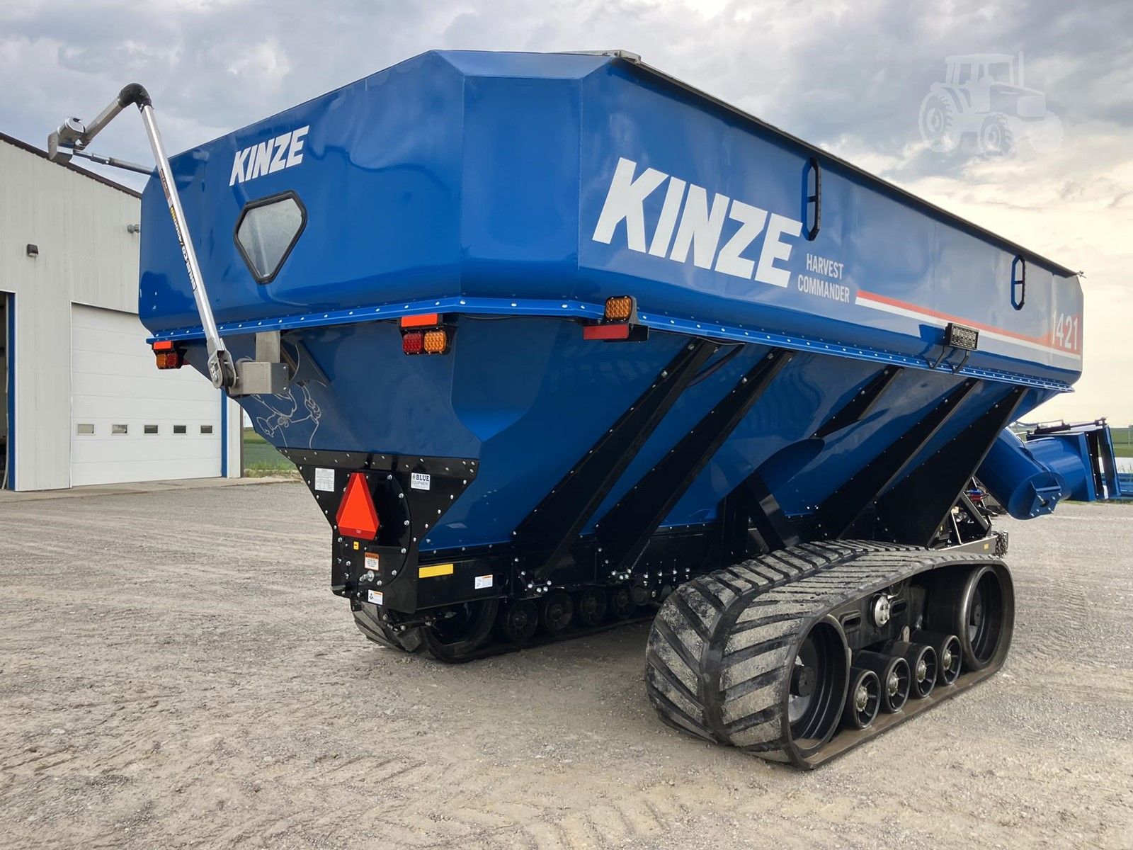 2025 Kinze 1421, photo 8 of 11