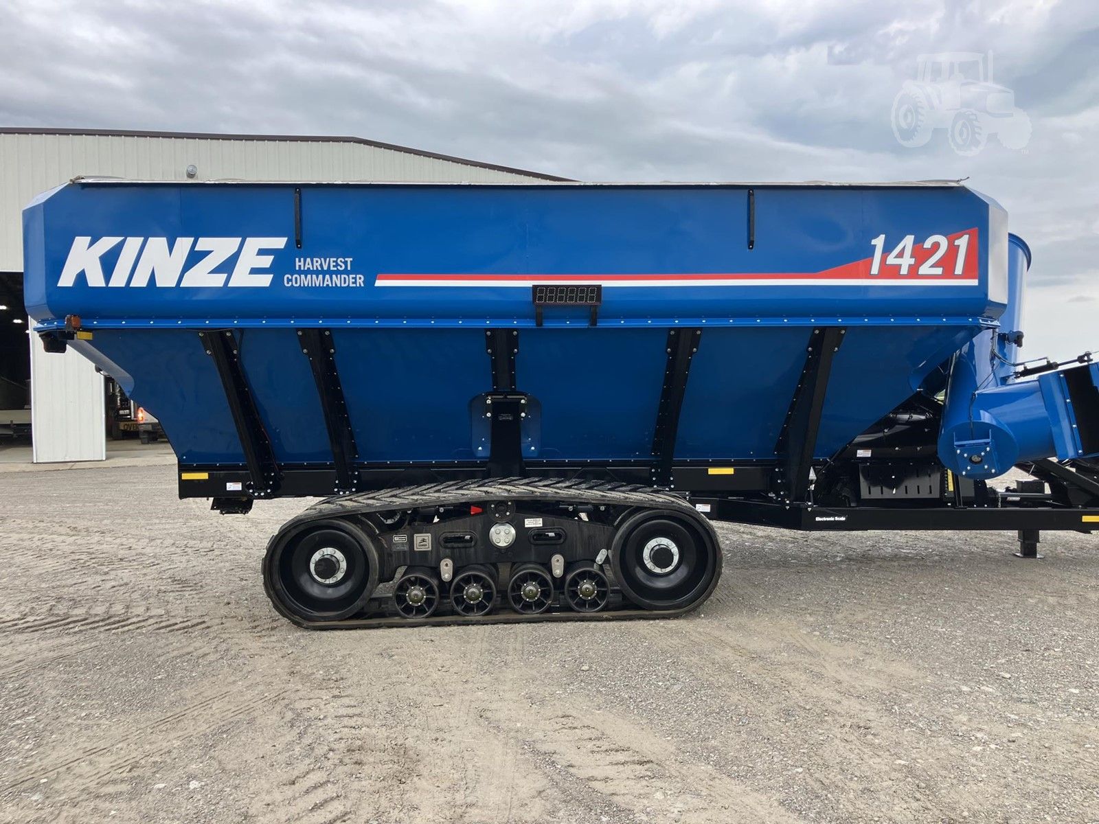 2025 Kinze 1421, photo 9 of 11