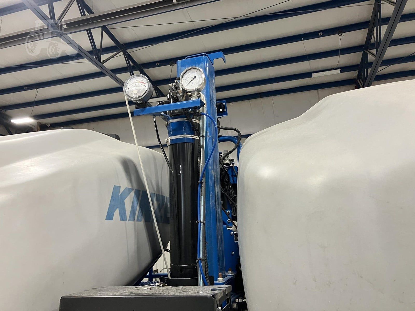 2024 Kinze 5670, photo 10 of 30