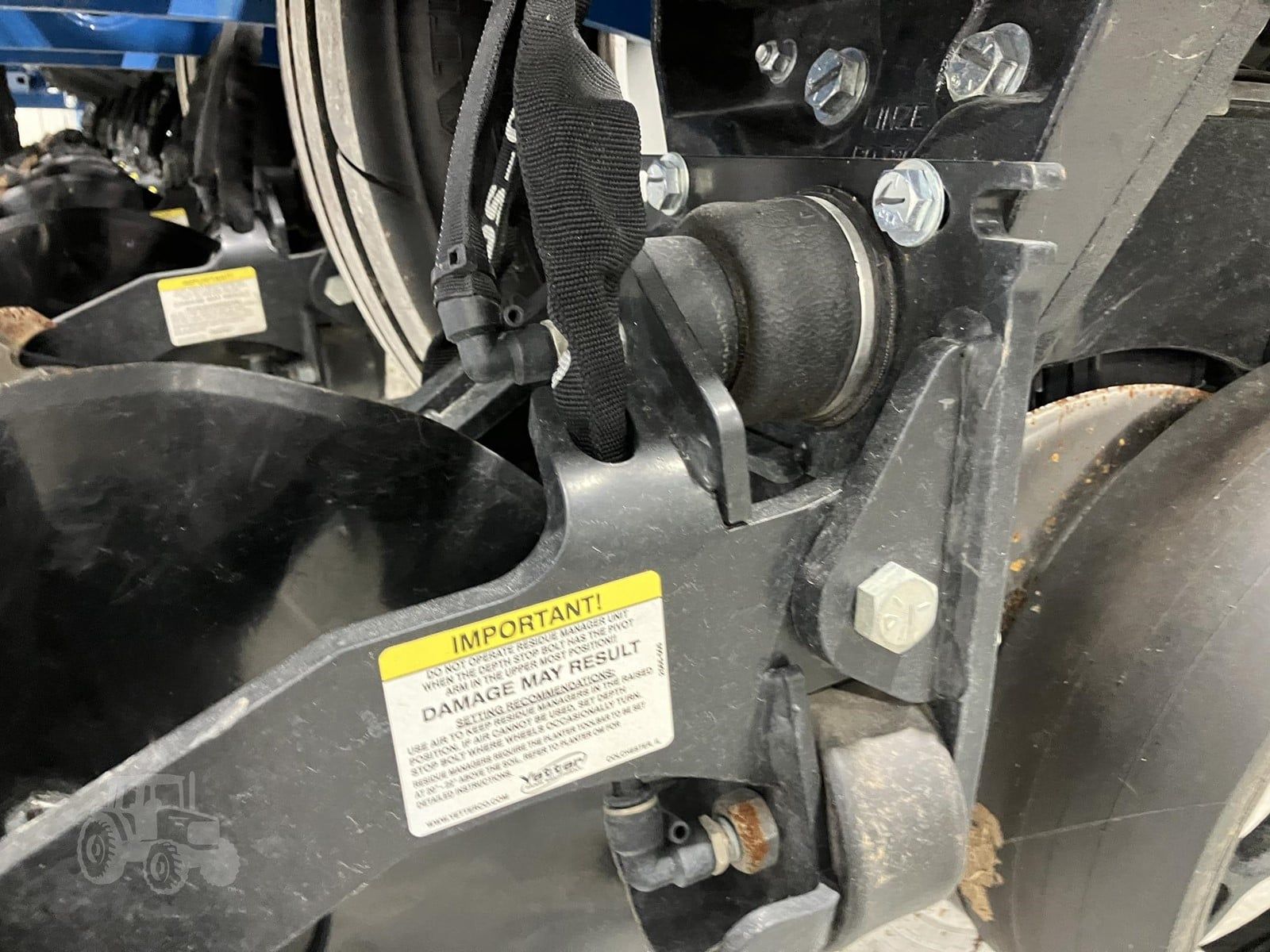 2024 Kinze 5670, photo 16 of 30